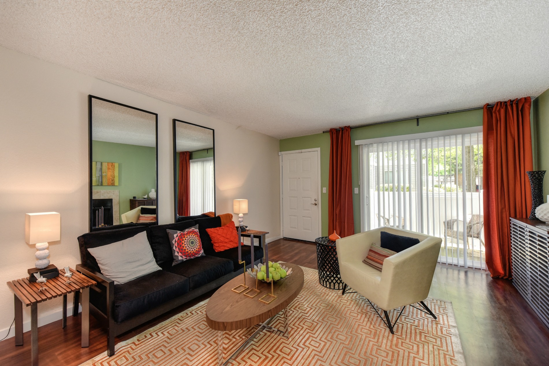 Hidden Oaks Apartments in Citrus Heights, CA